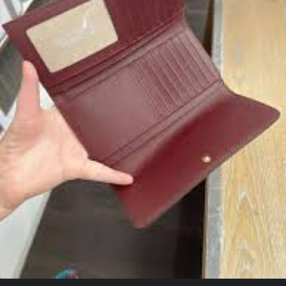 Michael kors wallet - Picture 2 of 3